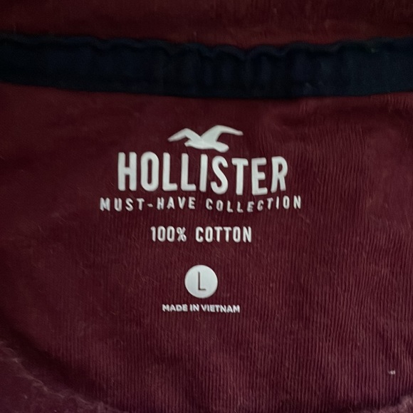 Hollister t-shirt - Picture 2 of 2